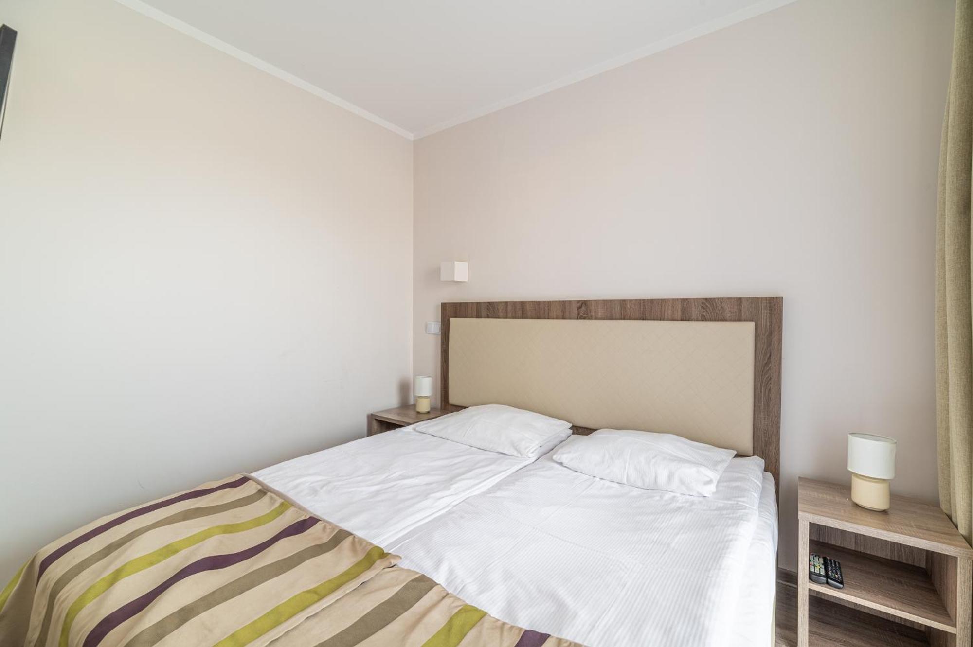 Eleganckie Apartamenty Sun Seasons 24 Blisko Plazy Z Parkingiem By Noclegi Renters Niechorze Exterior photo